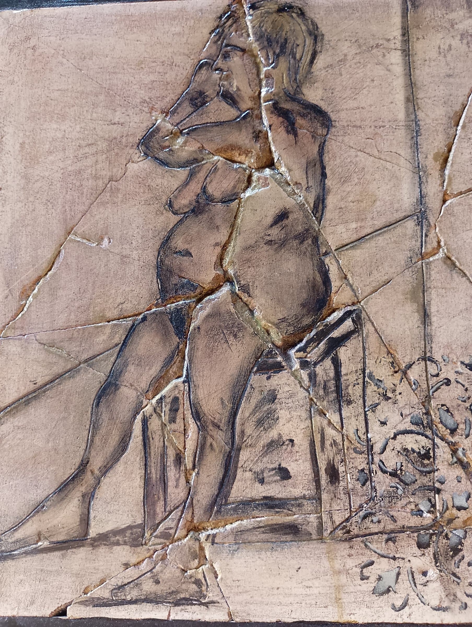 Figura seduta su una cassa, Gesso tratto con dei pigmenti più pigmenti naturali, cm42x42, di Basil